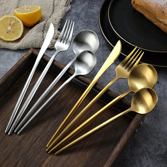 4-teiliges Goldenes Besteckset aus Edelstahl – Messer, Gabel, Löffel, Tischbesteck, Flachbesteck-Set für Festlichkeiten, Küche und Dinner, Geschenkidee